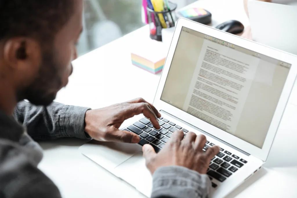 content writer reviewing a blog posts and looking to apply semantic html tags